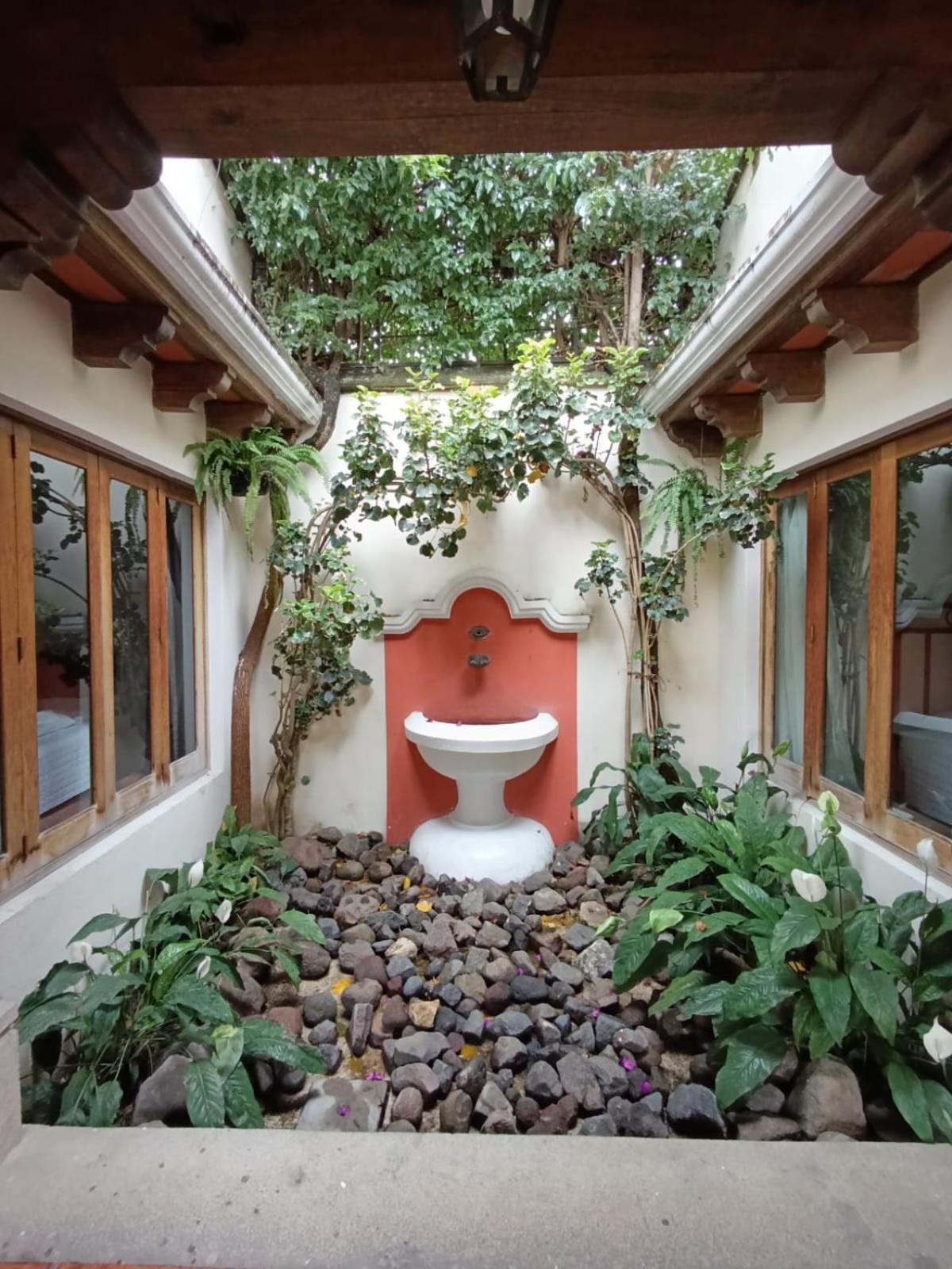Donde Lico Hotel Antigua Exterior photo
