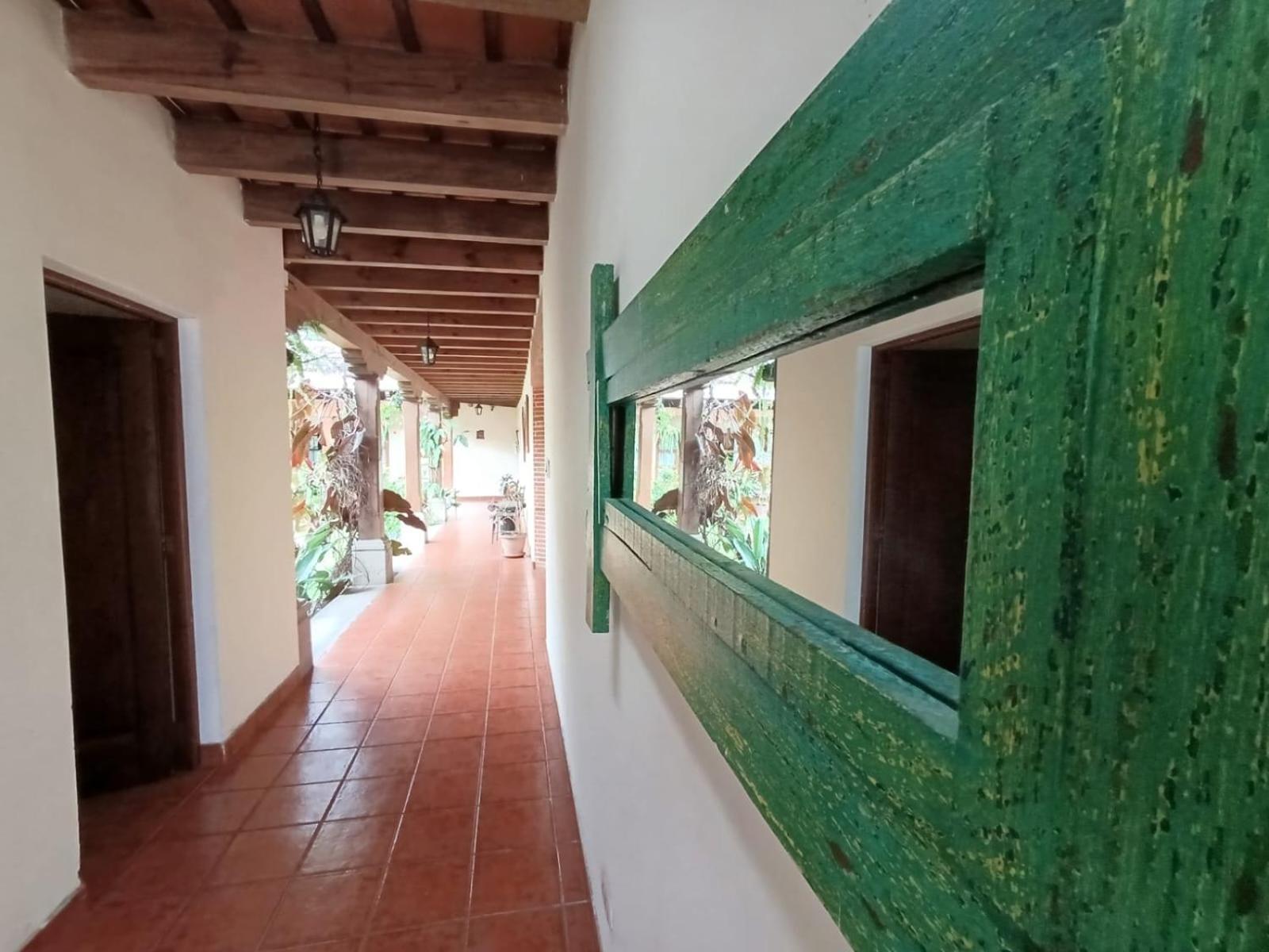 Donde Lico Hotel Antigua Exterior photo