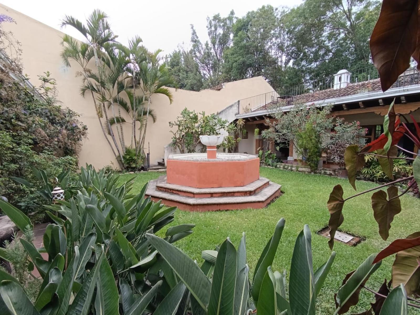 Donde Lico Hotel Antigua Exterior photo